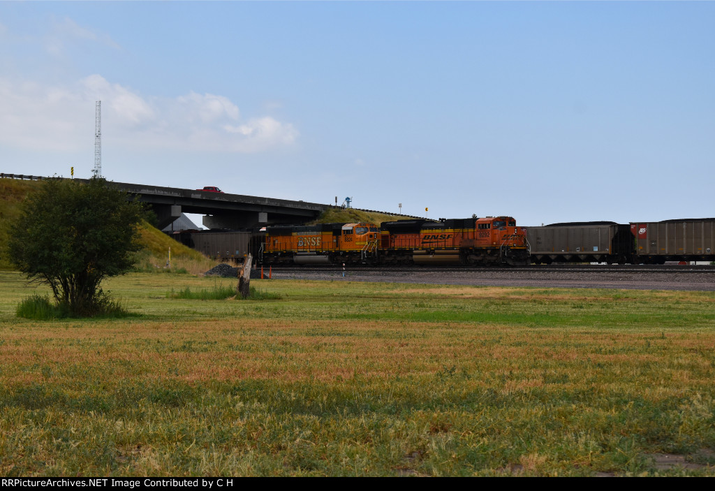 BNSF 8824/9292